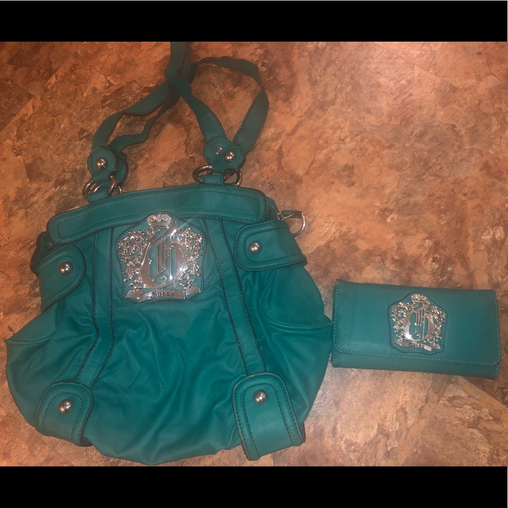 Guess purse and matching trifold wallet
